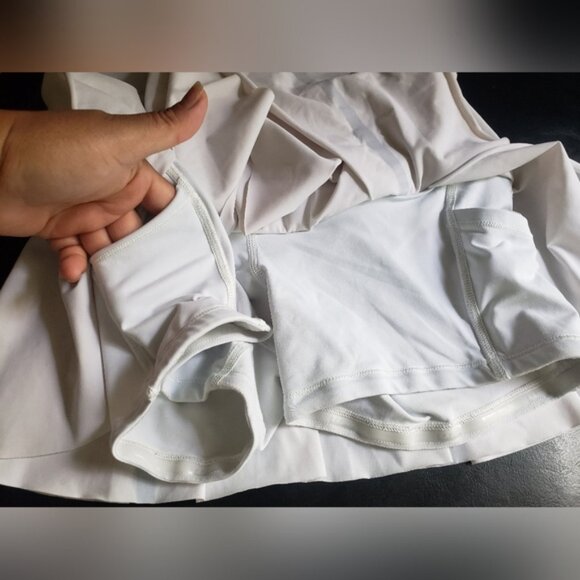 Rare Lululemon White Tennis Skirt with Ruffle Detail Side Slide Size 4 - Picture 12 of 13